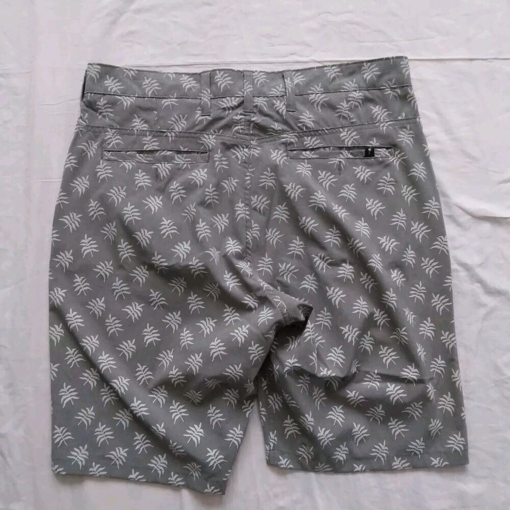 Trunks Multi-Functional Shorts Gray Leaf Print Me… - image 5